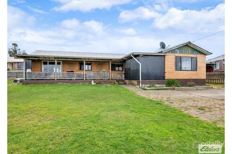 Property photo of 102-104 Old Surrey Road Havenview TAS 7320