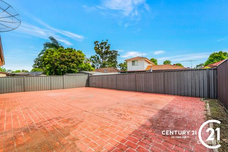 Property photo of 2 Milton Close Wetherill Park NSW 2164