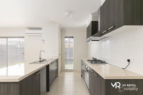 Property photo of 20 Vetiver Avenue Truganina VIC 3029