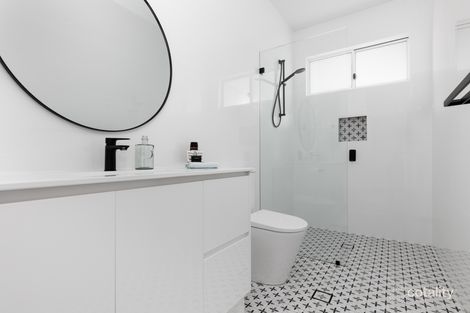 Property photo of 13 Main Street Paterson NSW 2421