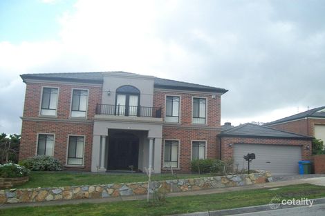 Property photo of 1 Sandilands Court Narre Warren North VIC 3804