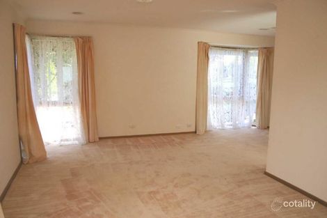 Property photo of 32 Lakesfield Drive Lysterfield VIC 3156