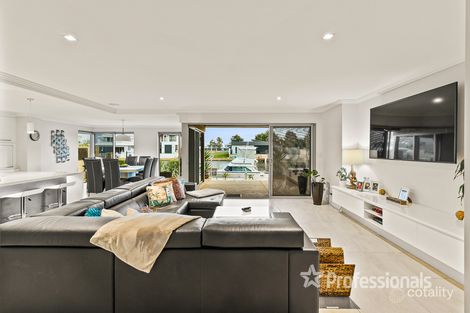 Property photo of 6 Burgee Cove Geographe WA 6280