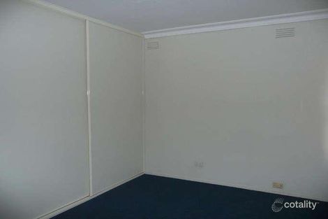 Property photo of 37 Emerald Drive Springvale VIC 3171