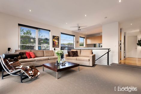 Property photo of 59 Marine Parade Elwood VIC 3184