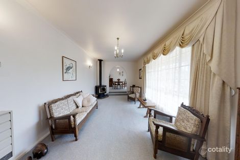 Property photo of 6 Pulari Place Orange NSW 2800