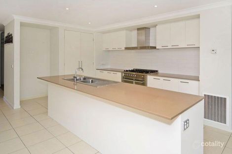 Property photo of 6 Zazzman Court St Albans Park VIC 3219