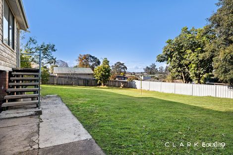 Property photo of 11 Aberglasslyn Road Rutherford NSW 2320