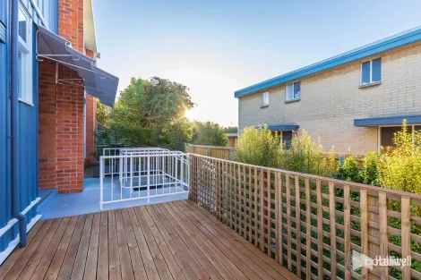 Property photo of 2/1 Percy Street Devonport TAS 7310