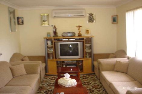 Property photo of 16 Pokolbin Place Edensor Park NSW 2176