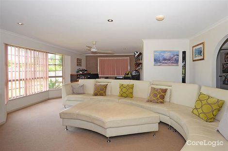 Property photo of 3 Royal Drive Kawungan QLD 4655