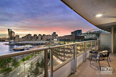 Property photo of 1205/100 Harbour Esplanade Docklands VIC 3008