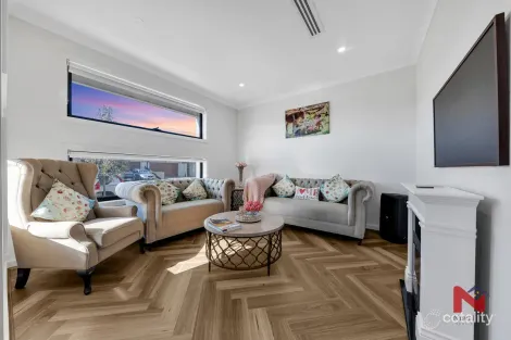 63 Charleston Rd, Deanside, VIC 3336