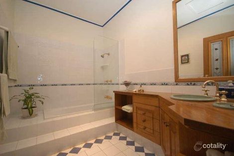 Property photo of 206 Stanley Terrace Taringa QLD 4068