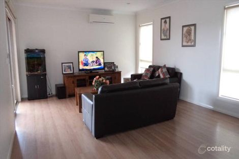 Property photo of 6 Connor Drive Burnside Heights VIC 3023