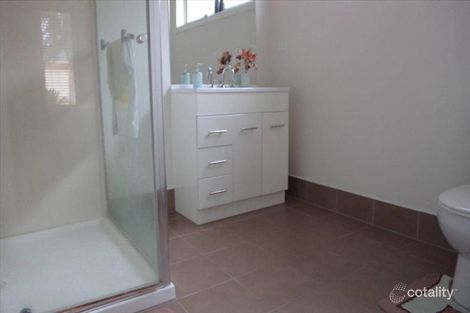 Property photo of 6 Connor Drive Burnside Heights VIC 3023