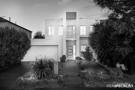 Property photo of 24 Egan Close Werribee VIC 3030