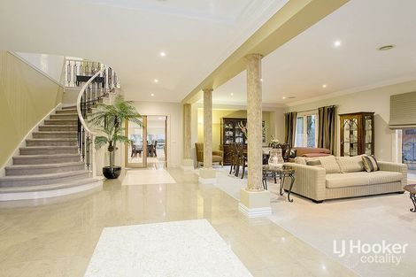 Property photo of 16 Lennon Boulevard Point Cook VIC 3030
