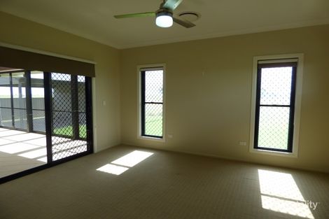 Property photo of 39 Robusta Drive Roma QLD 4455