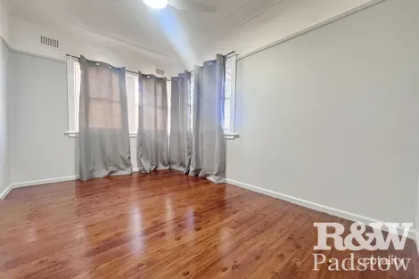 Property photo of 40 Tompson Road Revesby NSW 2212