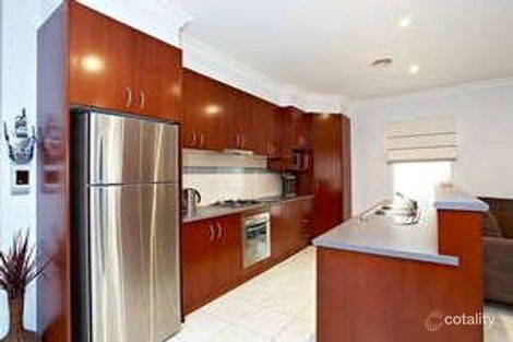 Property photo of 11 Great Barr Crescent Caroline Springs VIC 3023