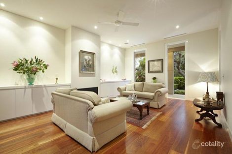 Property photo of 22 Bolton Avenue Hampton VIC 3188