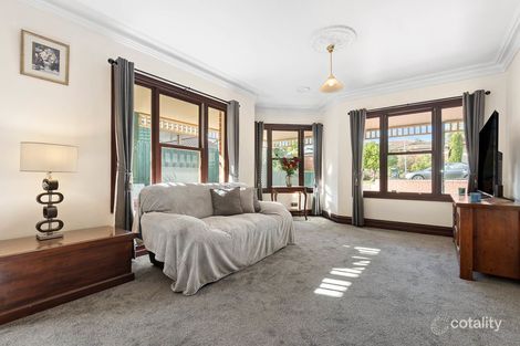 Property photo of 4 Appleberry Close Knoxfield VIC 3180