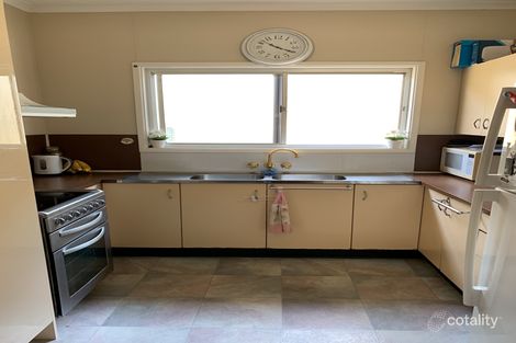 28 Jackson Ave, Moranbah, QLD 4744