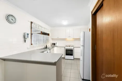 Property photo of 6 Henderson Drive Lara VIC 3212