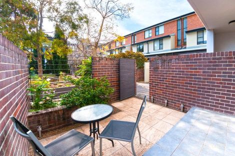Property photo of 2/9 Grandstand Parade Zetland NSW 2017