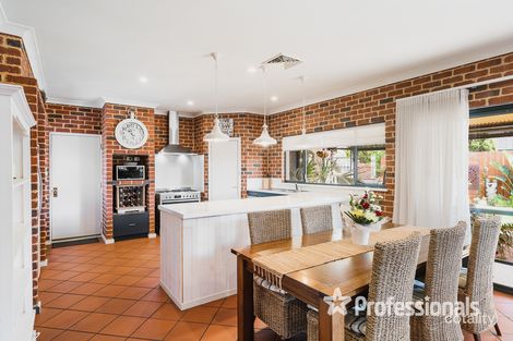 Property photo of 8 Plover Court Geographe WA 6280