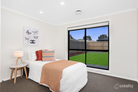 Property photo of 4 Darriwill Close Delahey VIC 3037