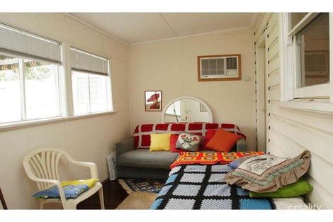 Property photo of 10 Platt Street Waratah NSW 2298