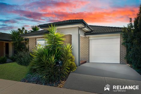 Property photo of 9 Elland Circuit Truganina VIC 3029
