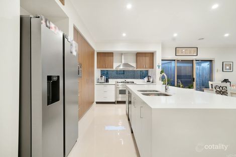 Property photo of 24 Fenton Court Truganina VIC 3029