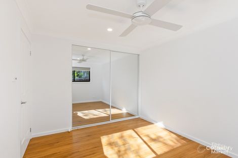 Property photo of 31 Warwick Avenue Mannering Park NSW 2259