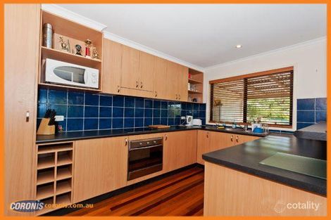 Property photo of 215 Wondall Road Wynnum West QLD 4178