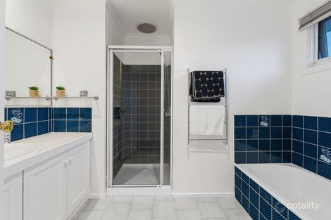 Property photo of 7 Bernard Hamilton Way Rowville VIC 3178