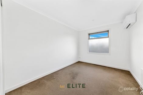 Property photo of 25/2 Sanoma Drive Skye VIC 3977