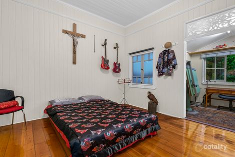 Property photo of 64 The Drive Bardon QLD 4065