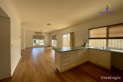 Property photo of 11 Sumner Crescent Point Cook VIC 3030