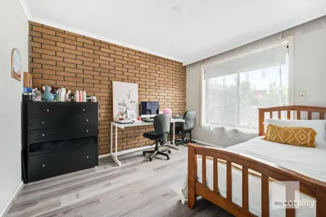 Property photo of 8 Scampton Crescent Tullamarine VIC 3043