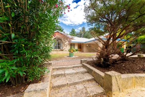 Property photo of 7 Sawmillers Court Stoneville WA 6081