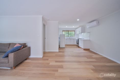 Property photo of 2/18 Palm Avenue Spring Gully VIC 3550