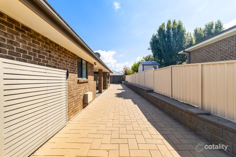 Property photo of 15 Braeburn Crescent Orange NSW 2800