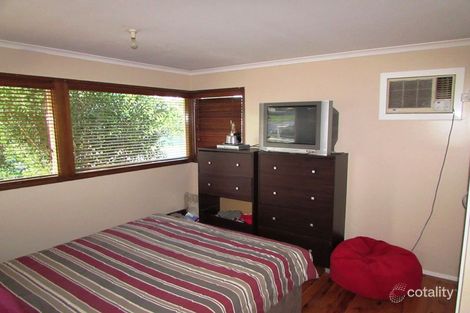 Property photo of 37 Pinaroo Crescent Bradbury NSW 2560