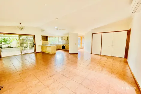 10 Hawley Ct, Sunrise Beach, QLD 4567