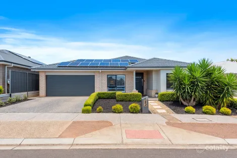 8 Blue Lake Dr, Blakeview, SA 5114