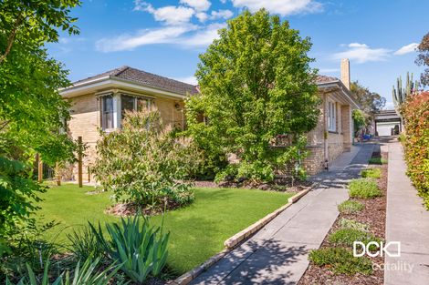 Property photo of 12 Thompson Crescent Kennington VIC 3550