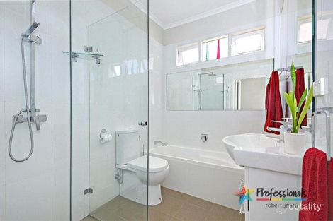 Property photo of 21 Hilton Avenue Roselands NSW 2196